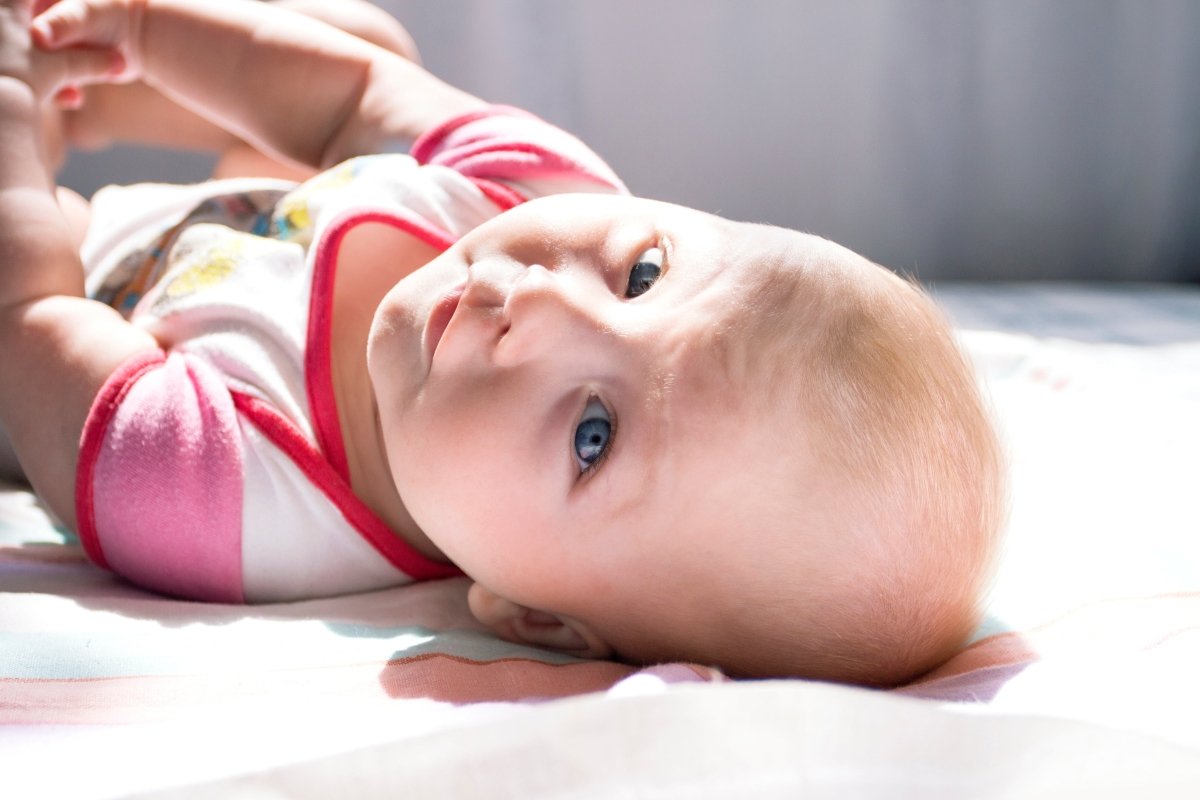 How to Prevent and Fix Flat Head Syndrome in Babies – What Really Works - Baby Bubble