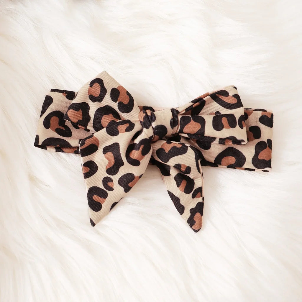 Baby Bubble leopard bodysuit set for girls, featuring a cute animal print and comfortable fabric, perfect for everyday wear.