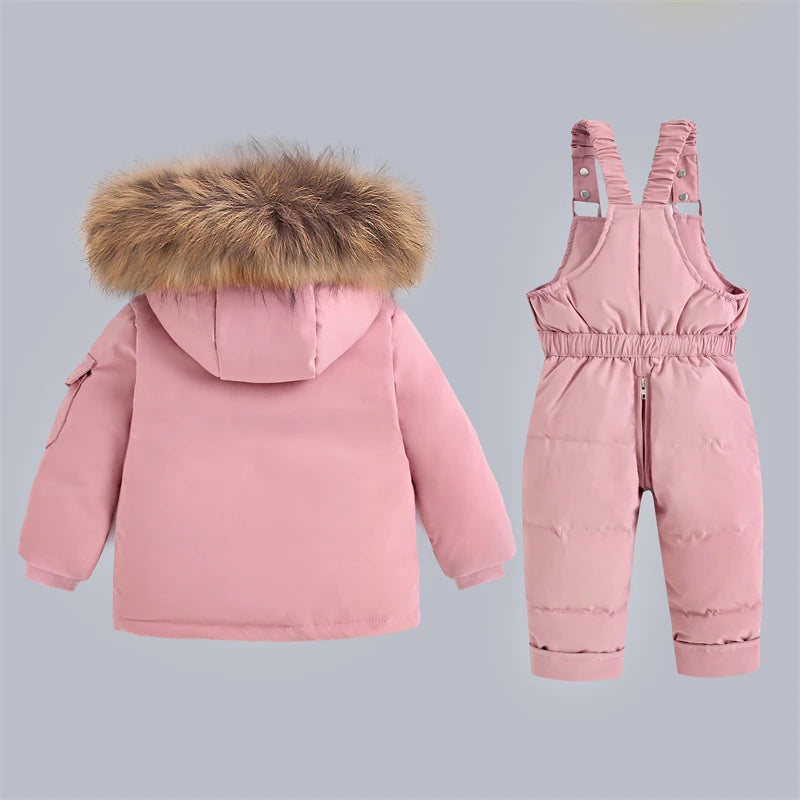 Kids winter snowsuit by Baby Bubble, designed for -30°C warmth, featuring insulated fabric and a cozy, weather-resistant exterior.