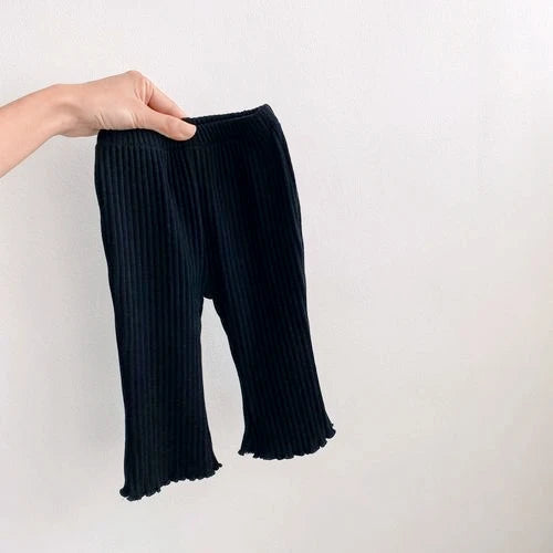 Baby Bubble baby stretch pants in light summer fabric, featuring comfortable elastic waistband and soft material for little ones.