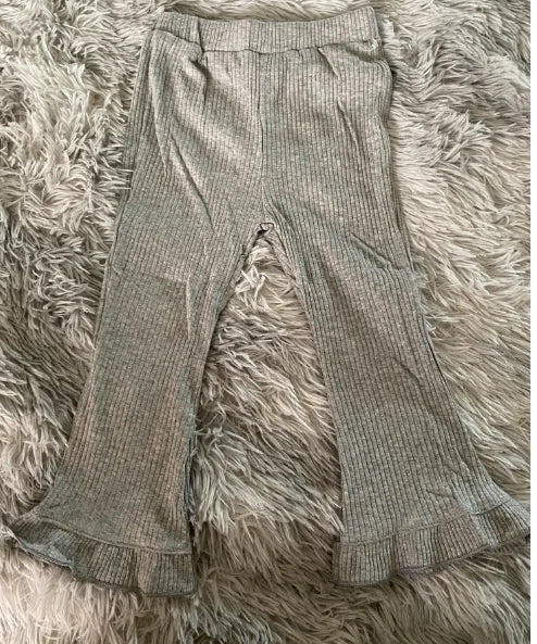 Baby Bubble baby stretch pants in soft, comfortable fabric, perfect for summer, featuring a relaxed fit and stretchy waistband.