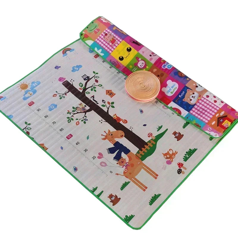 Baby Bubble thick 1cm EPE safety crawling rug with soft, cushioned surface perfect for infants' play and crawling activities.